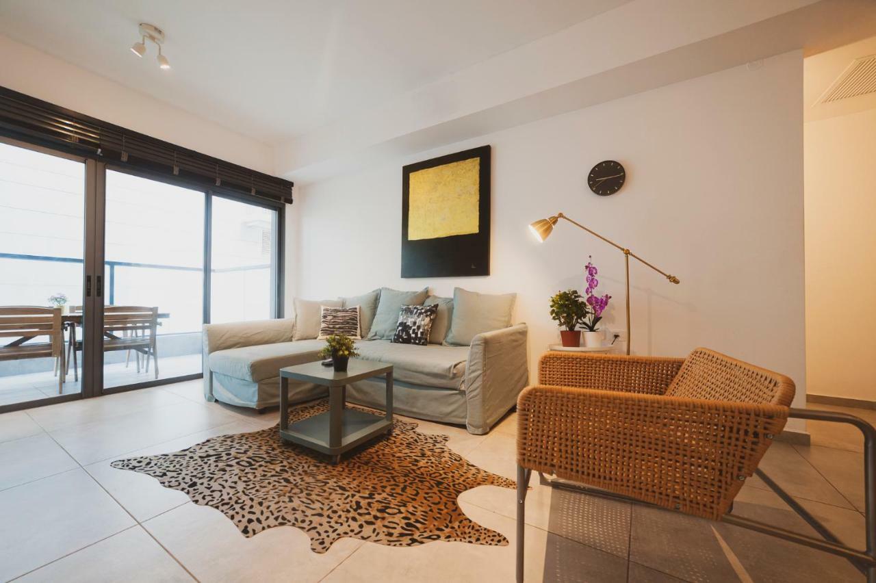 Luxury 2 Bedrooms Apartments Rothschild + Balcony 特拉维夫 外观 照片